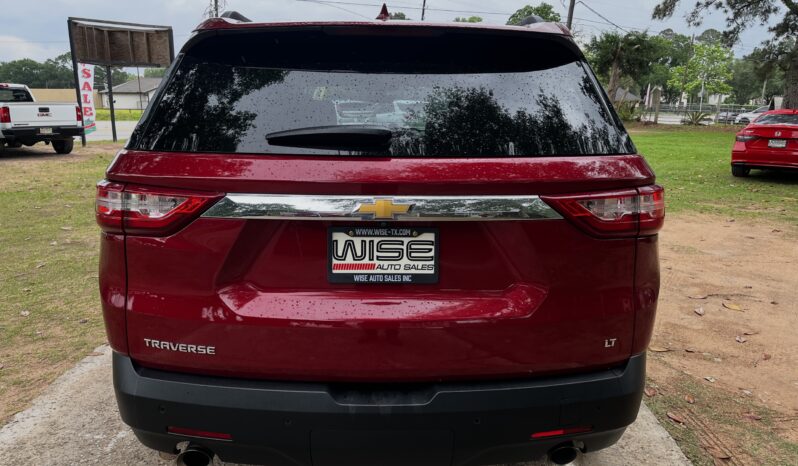 2021 CHEVROLET TRAVERSE LT RED full