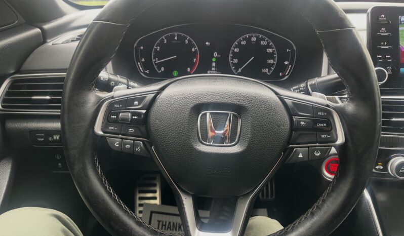 2022 HONDA ACCORD RED full