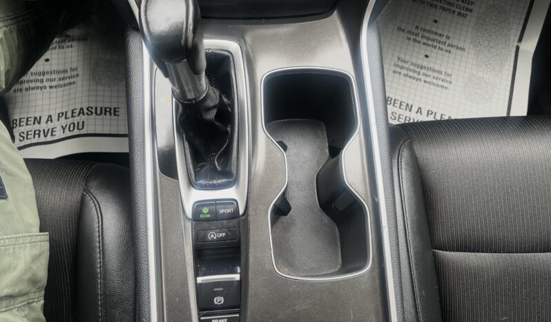 2022 HONDA ACCORD RED full