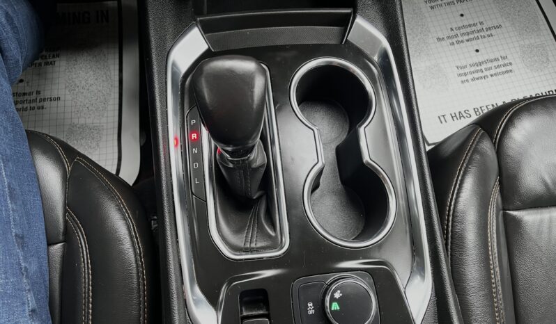 2021 CHEVROLET TRAVERSE LT RED full