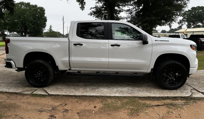 2024 CHEVROLET SILVERADO WHITE full