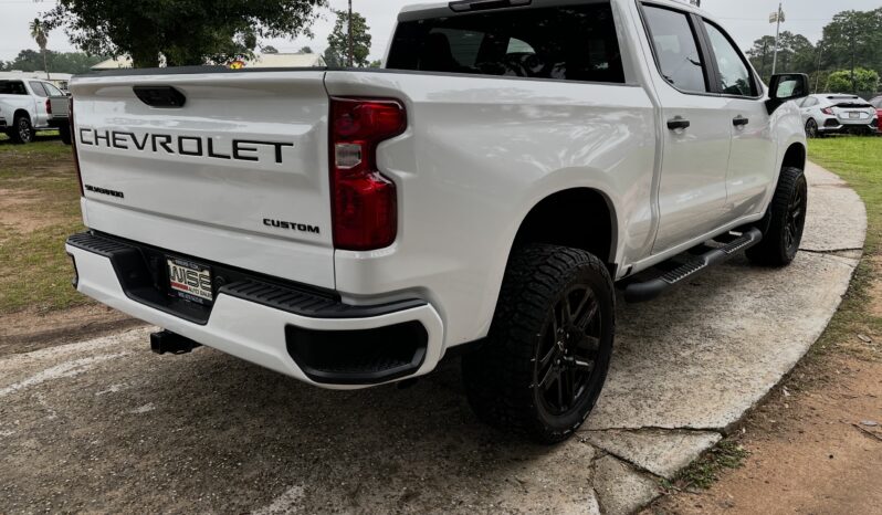 2024 CHEVROLET SILVERADO WHITE full