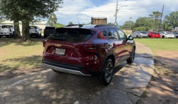 2024 CHEVROLET TRAX RED full