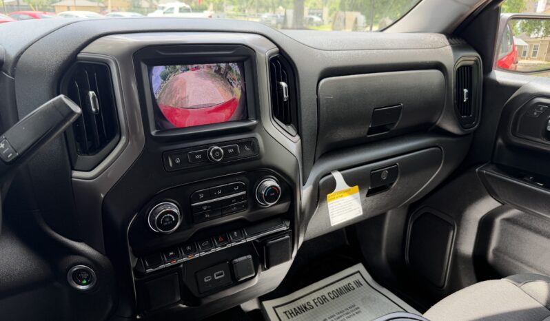 2024 CHEVROLET SILVERADO RED full