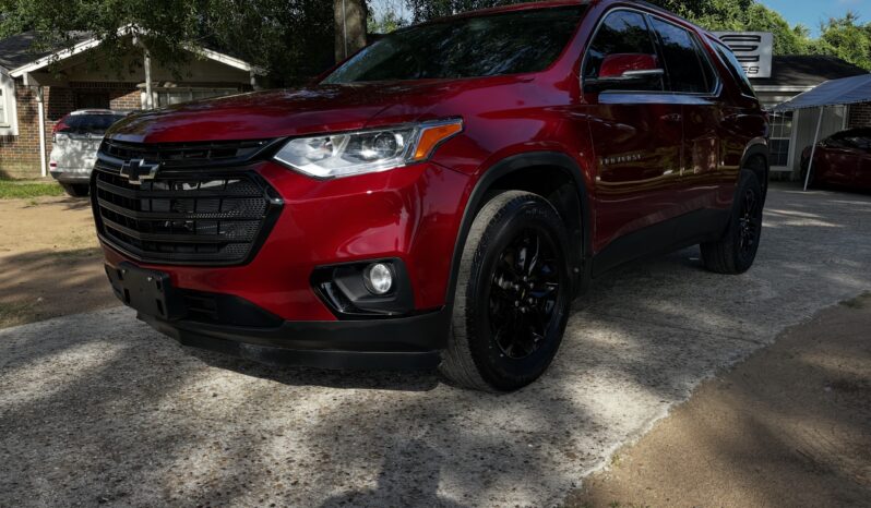 2020 CHEVROLET TRAVERSE LT RED full