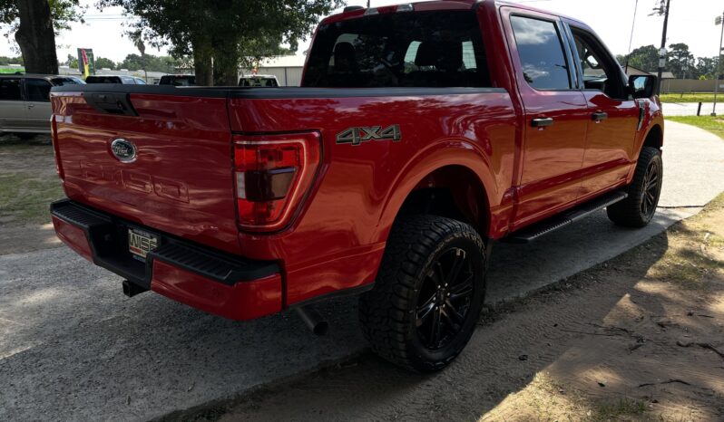2023 FORD F150 RED full