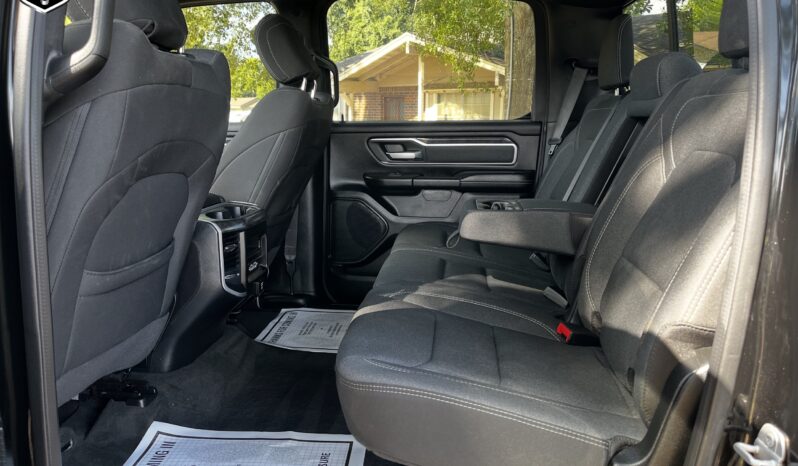 2020 RAM 1500 BLACK full