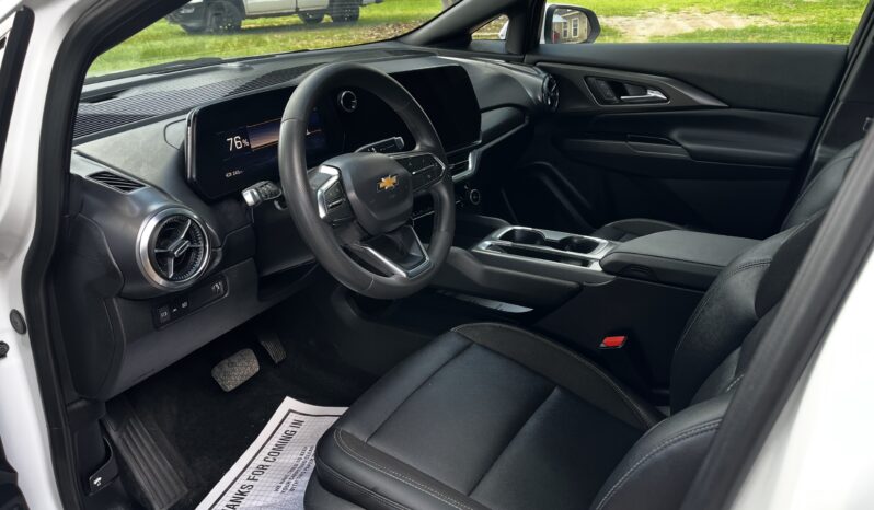 2025 CHEVROLET EQUINOX WHITE full