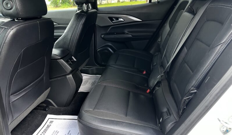 2025 CHEVROLET EQUINOX WHITE full