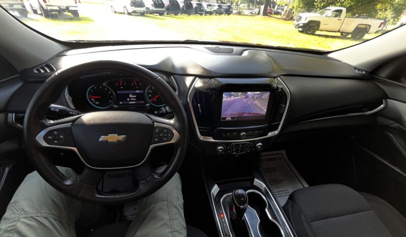 2020 CHEVROLET TRAVERSE LT RED full