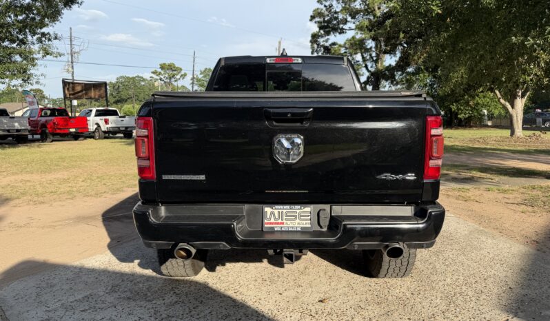 2020 RAM 1500 BLACK full