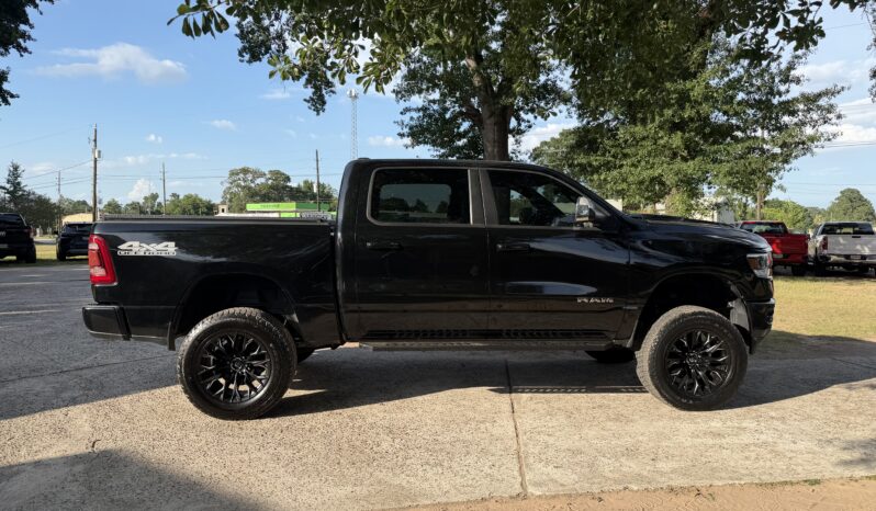 2020 RAM 1500 BLACK full