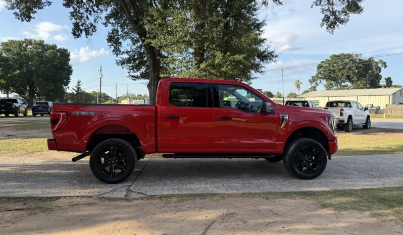 2023 FORD F150 RED full