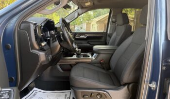 2024 CHEVROLET SILVERADO BLUE full