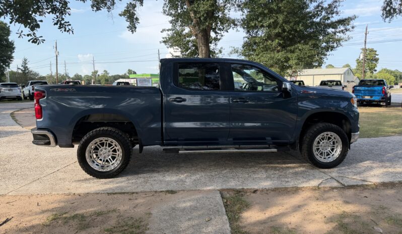 2024 CHEVROLET SILVERADO BLUE full