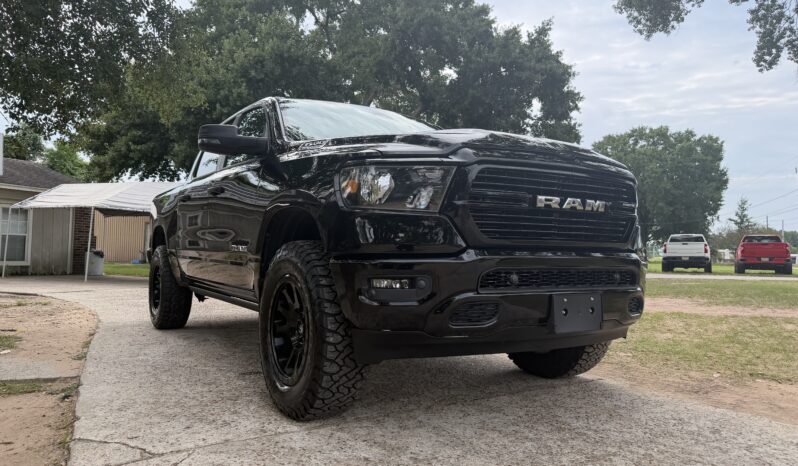 2023 RAM 1500 BLACK full
