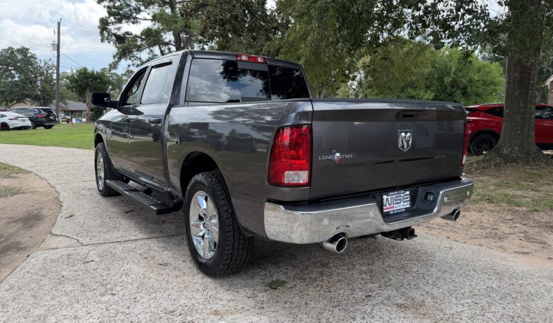 2019 RAM 1500 CLASSIC SLT full